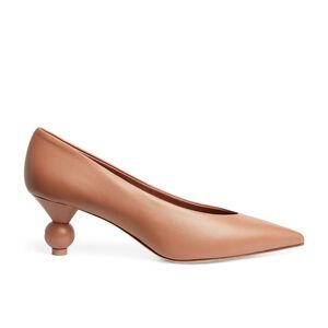 Weekend by MaxMara all Napa Leather Pumps in Nude